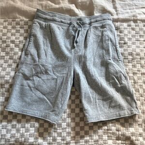 men’s Gap grey size small shorts